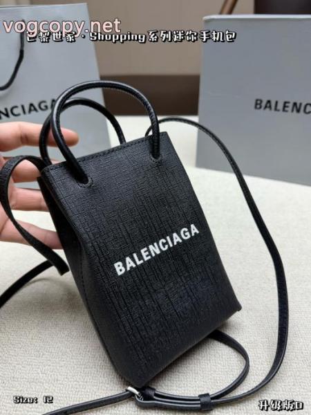 BALENCIAGAバッグスーパー コピー ブランドカラバリ豊富 大注目 新色登場 2
