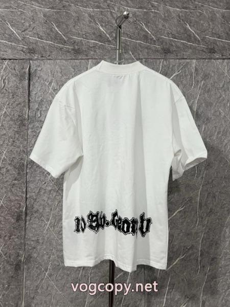 デザイン性の高い 完売必至!! 注目作品BALENCIAGA半袖Tシャツスーパー コピー ブランド 3