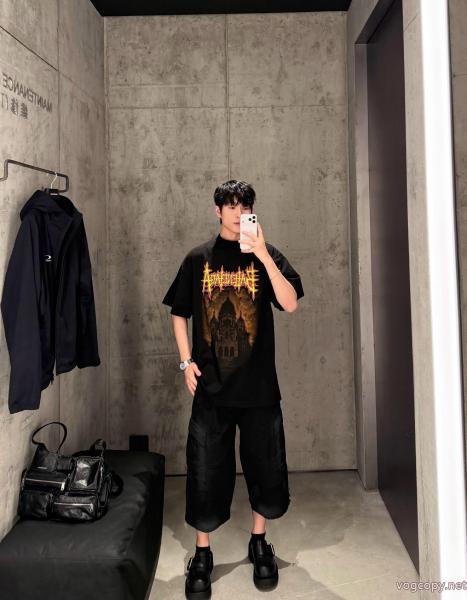 半袖Tシャツブランド レプリカBALENCIAGA高評価アイテム 海外限定 先着順早い者勝ち限定 0 