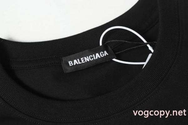 半袖TシャツBALENCIAGAコピー ブランド 販売大注目 大人気新作 カッコカワイイ 1