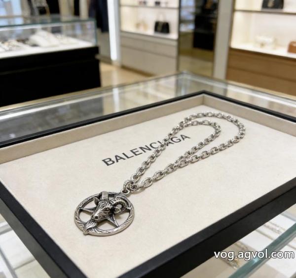 ネックレスブランド スーパー コピーbalenciaga今話題の最新作 セレブも多数愛用 売れた商品 0 