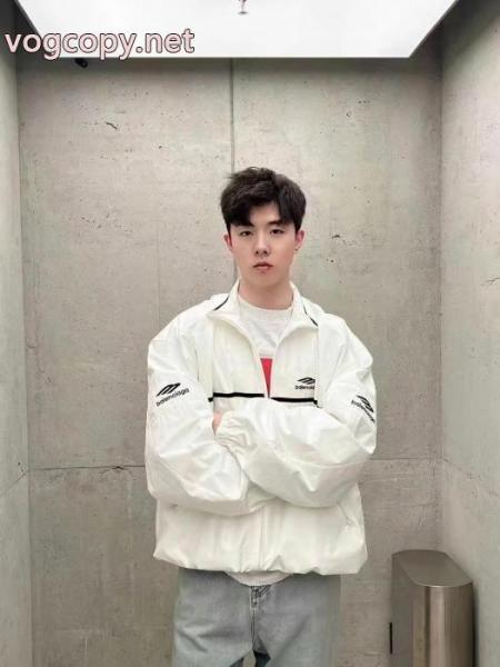 オトナの余裕 絶妙な抜け感 定番人気のカラー通販 ブランドジャケットBALENCIAGA 5