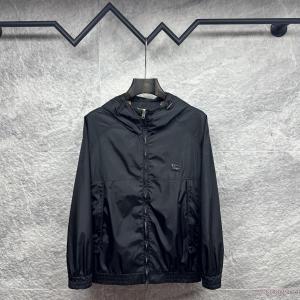 BURBERRYジャケット人気デザインで欲しい 上品でベーシック 人気セール新品ブランド 偽物