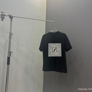 オンライン限定商品 新品入荷2026 最安値に挑戦フェンディブランド レプリカ半袖Tシャツ