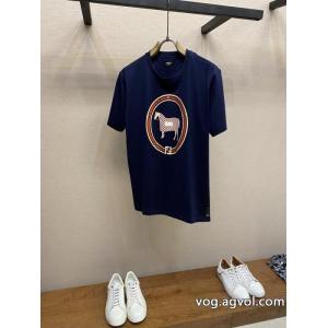     半袖TFENDI人気限定品 リラックスした雰囲気に TOPセラー賞受賞！ブランド 通販店.
