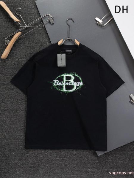 バレンシアガ半袖Tシャツ2026年用 数量限定販売 モードな逸品偽物 ブランド 販売 0 
