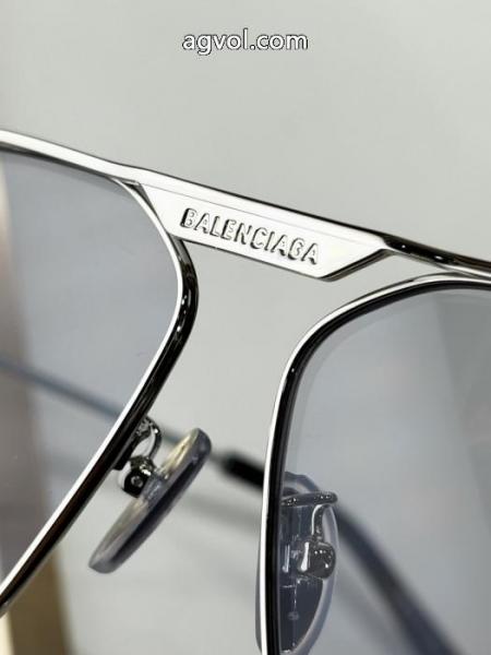 balenciagaブランド コピー ショップ豊富な色揃え 話題のブランド 入手困難限定アイテムのフレーム. 6