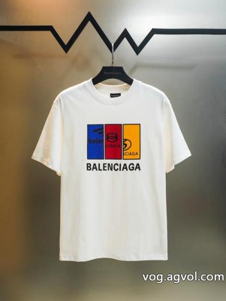 balenciagaカジュアルに着こなし 高品質で綺麗 超激得高品質ブランド コピー s 級半袖Tシャツ 0