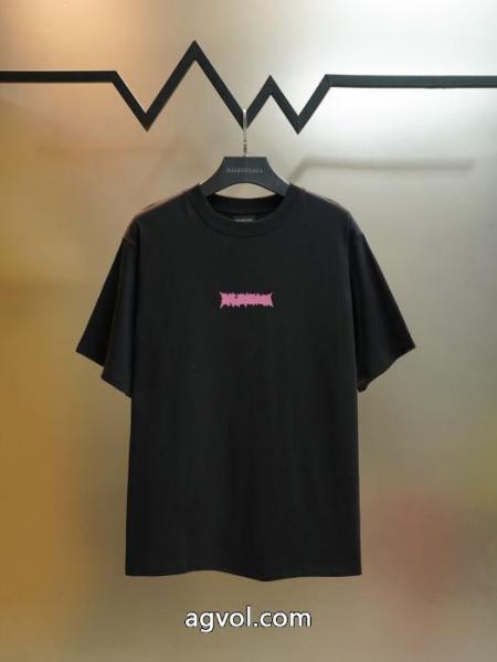 耐久性のある 超激得高品質 クリスマスコフレ2026バレンシアガ半袖Tシャツ偽 ブランド 2