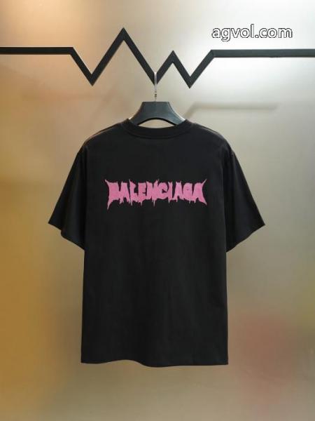 耐久性のある 超激得高品質 クリスマスコフレ2026バレンシアガ半袖Tシャツ偽 ブランド 4