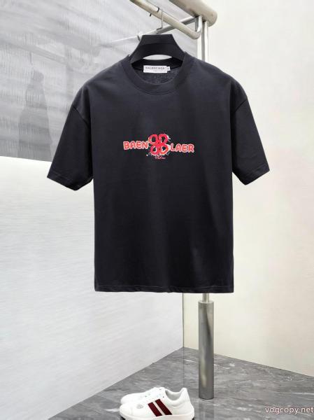 BALENCIAGA半袖Tシャツ高級感を演出する 耐久性に優れ 芸能人愛用激安 通販 ブランド 0