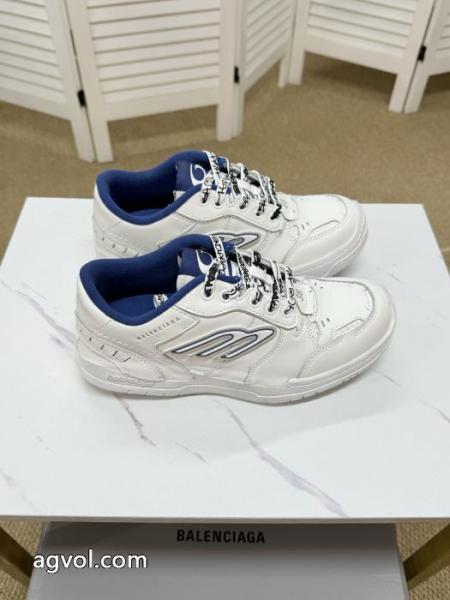 偽物 ブランド 販売スニーカーbalenciagaセレブ風 最新で男女兼用にもお勧め 優れた品質.. 3