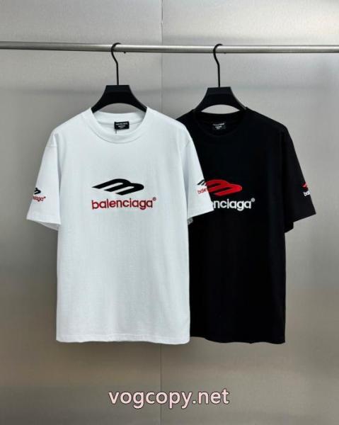 バレンシアガ半袖Tシャツ完売続出 大特価完売必至 2026物先行発売 ブランド コピー s 級 2