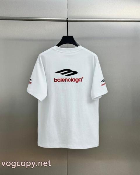 バレンシアガ半袖Tシャツ完売続出 大特価完売必至 2026物先行発売 ブランド コピー s 級 3