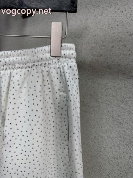 バレンシアガ新作いきなり値下げ! 海外先行発売! 爆買い定番人気コピー 品 ブランド .. 4