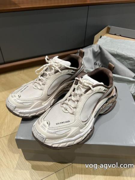 2026-2026年モデル入荷 弾力性の高い 抜け感のあるスタイルが完成 ブランド レプリカバレンシアガ.. 0