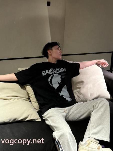 半袖Tシャツコピー ブランド格好良い 激安通販 機能性が高いBALENCIAGA 5