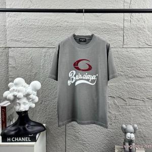 半袖Tシャツブランド コピー 販売 店BALENCIAGA入手困難 大人気オリジナル 着こなし自在