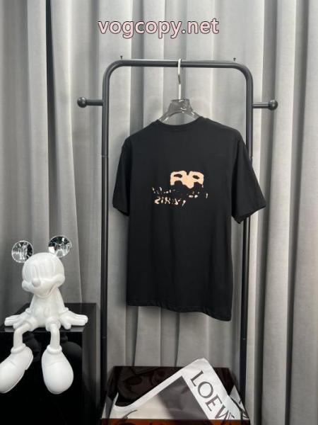 半袖TシャツBALENCIAGAブランド コピー 通販ファッション通販 毎シーズンに活躍する 高品質 4
