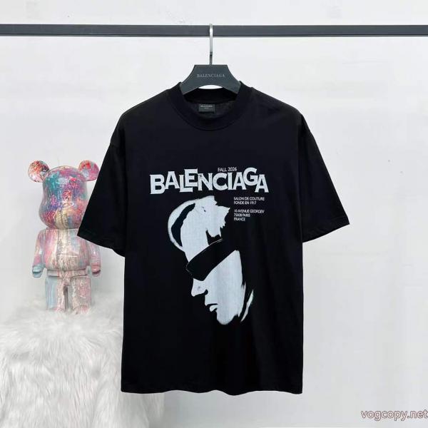 半袖Tシャツ今欲しいのは 保温性も抜群 高級感のあるデザインBALENCIAGAブランド 品 コピー 0 