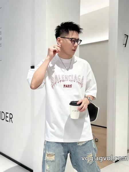 balenciagaコピー ブランド 優良半袖Tシャツ新作夏の優秀アイテム 特別価格 2026新作品 0 