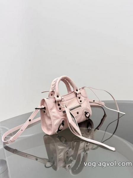 balenciagaコピー ブランド 通販 安心 バッグ限定特大セール 普段使い 夏に向けて気になる. 0 