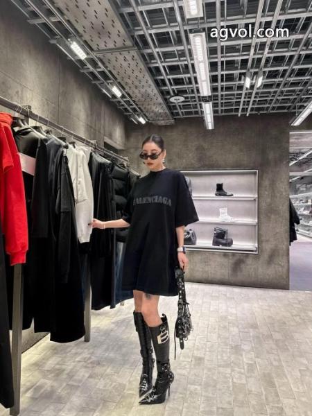 ブランド 通販店t恤めちゃくちゃお得 期間限定特別価格 人気急上昇balenciaga. 6