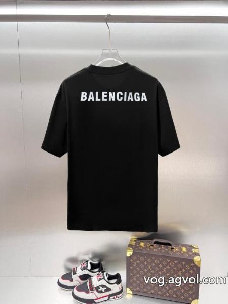 半袖Tシャツ最新作 人気☆夏にお勧め 幅広い着ができる優れたbalenciaga偽 ブランド 販売 0 