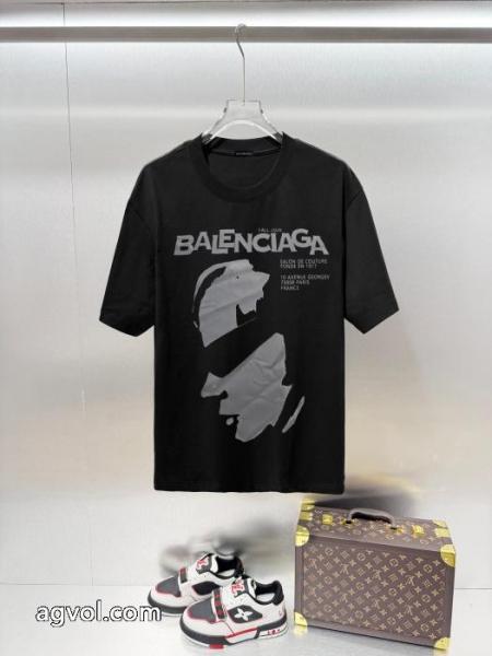 balenciaga通気性のいい 顧客優待セール セレブ風 半袖Tシャツスーパー ブランド コピー 5 
