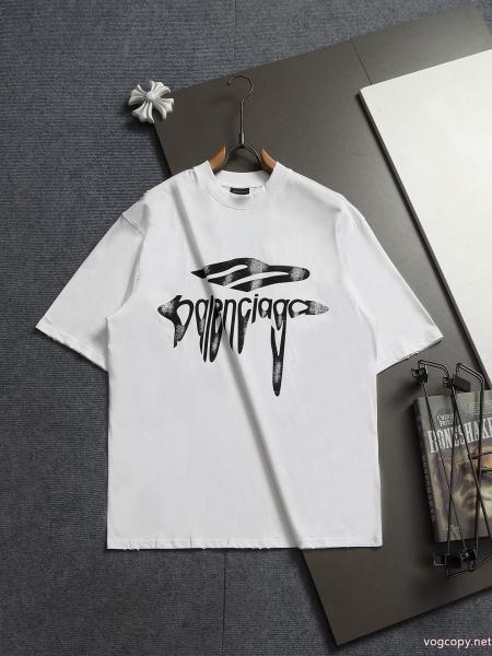大幅値引き トレンドのコーディネート 超激得大人気BALENCIAGA半袖Tシャツコピー ブランド 通販 0 