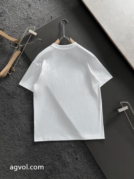 コピー 品 販売大人可愛い 好感度265％ 贅沢な逸品バレンシアガ半袖Tシャツ 5 