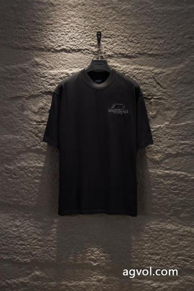 ブランド 激安 大人フェミニン 2026最新コレクション 最近人気一番balenciaga半袖Tシャツ 2