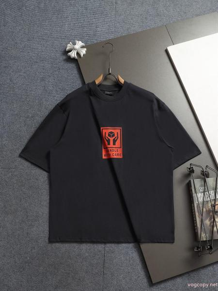 偽物 通販 バレンシアガ半袖Tシャツ新商品特価 激安一番安い 2026年春の新作コレクション 0