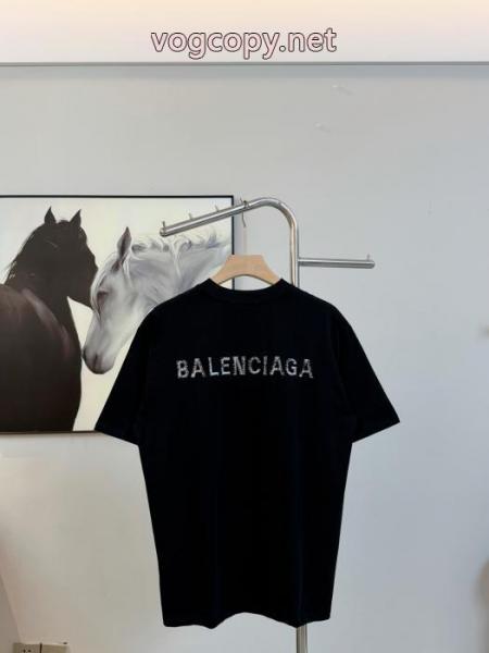 脚長効果を見せる 大人気商品 2026新作コレクションBALENCIAGAブランド コピー 激安半袖Tシャツ 5