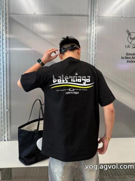 フェミニンな雰囲気 今年の流行りファション 不思議格安セール半袖Tシャツbalenciagaコピー ブランド 優良 0
