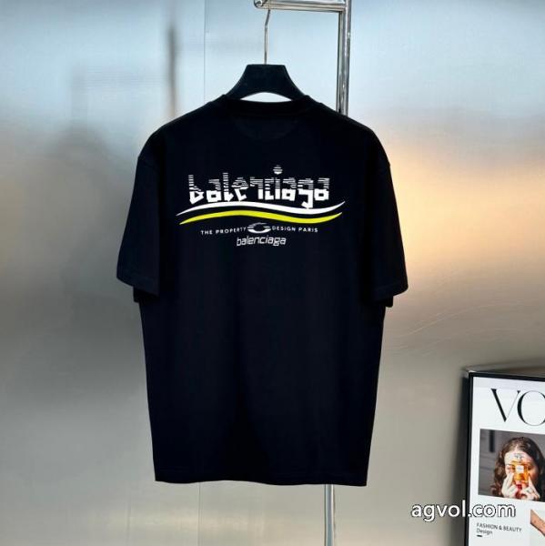 フェミニンな雰囲気 今年の流行りファション 不思議格安セール半袖Tシャツbalenciagaコピー ブランド 優良 1