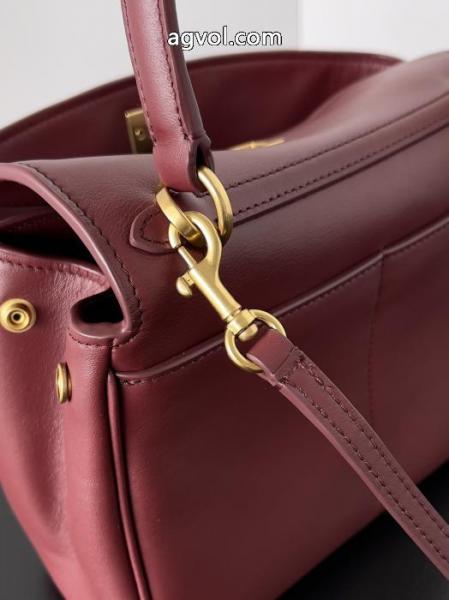 在庫あり即発 サラサラの着心地 透け感優しいブランド 通販 激安balenciagaバッグ.. 4