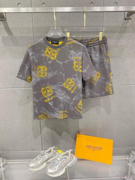 BALENCIAGA穿き心地も快適 超数量限定 大人気希少激安 通販 ブランドセット 0 