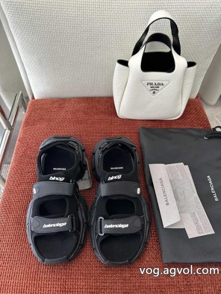 balenciagaサンダルスーパー コピー 通販新作限定大人で素敵 品質保証高品質 期間限定SALE. 0