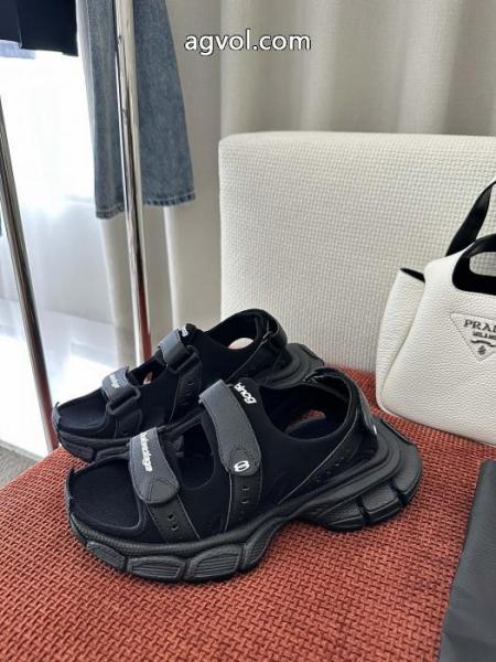 balenciagaサンダルスーパー コピー 通販新作限定大人で素敵 品質保証高品質 期間限定SALE. 3