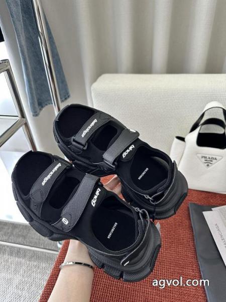 balenciagaサンダルスーパー コピー 通販新作限定大人で素敵 品質保証高品質 期間限定SALE. 6