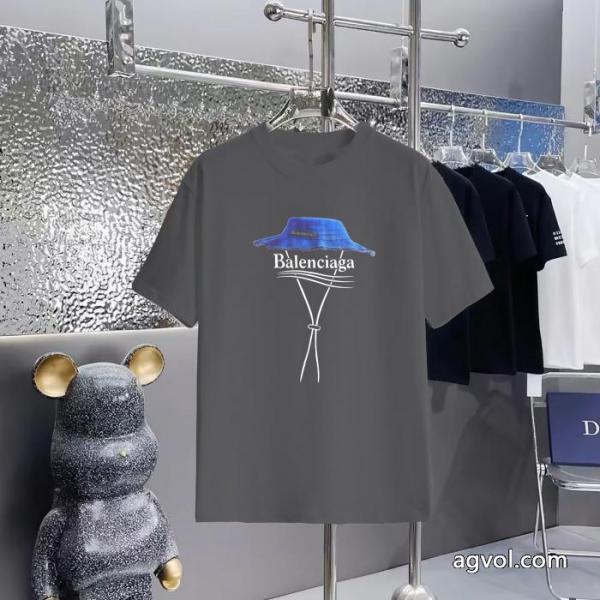 クラシック 注目度が高いアイテム 大人気再登場 コピー 品 ブランドbalenciaga半袖T. 1