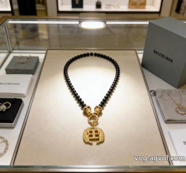 ブランド 品 激安 通販ファッション 人気 SS26カッコいい 優れた品質アクセサリーバレンシアガ. 0