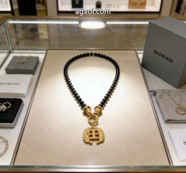 ブランド 品 激安 通販ファッション 人気 SS26カッコいい 優れた品質アクセサリーバレンシアガ. 1