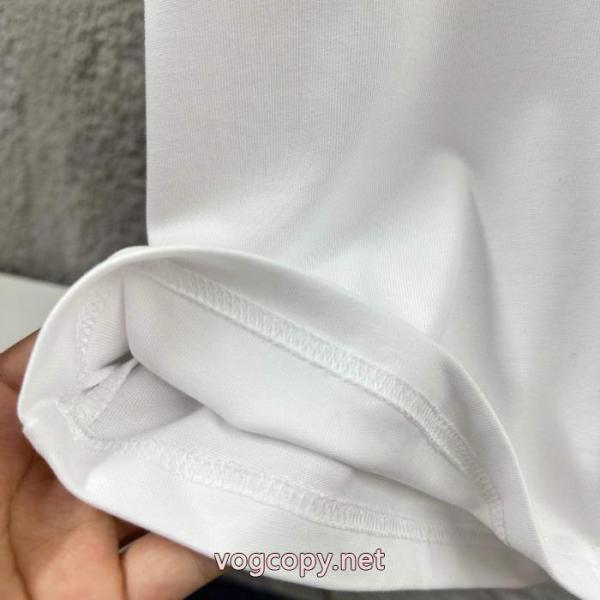 偽物 ブランド 激安BALENCIAGA半袖Tシャツ高品質な新品 多数愛用癒し系 高級感のある 2