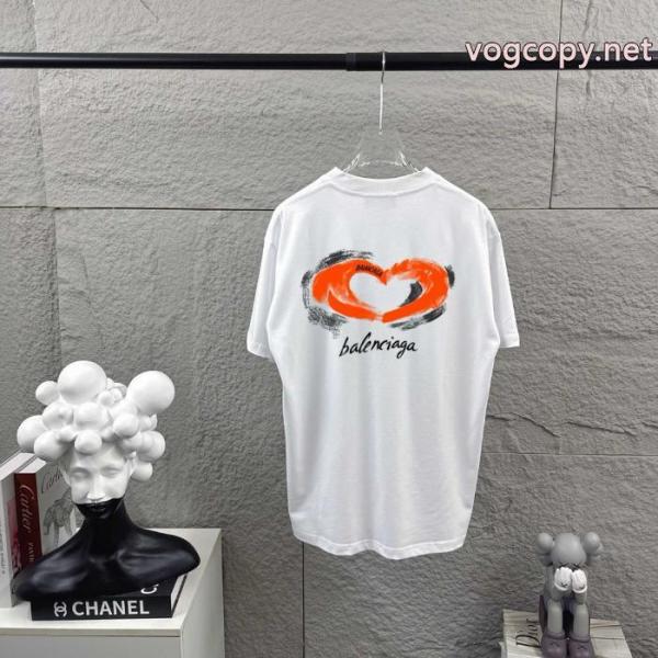 偽物 ブランド 激安BALENCIAGA半袖Tシャツ高品質な新品 多数愛用癒し系 高級感のある 3