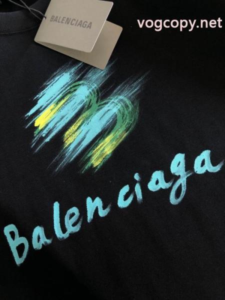 ブランド スーパー コピーBALENCIAGA爆発的人気オシャレ度がアップ 高級感あるスタイル 流行の最前線半袖Tシャツ 4