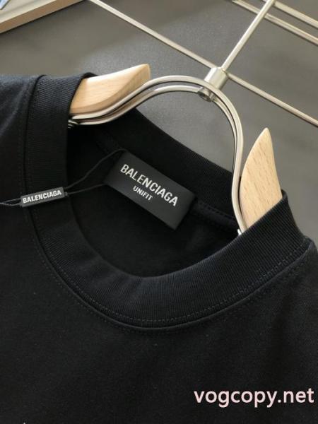 偽 ブランド 販売半袖Tシャツ安いです！品質保証 最安値が実現 お洒落な印象BALENCIAGA 5 