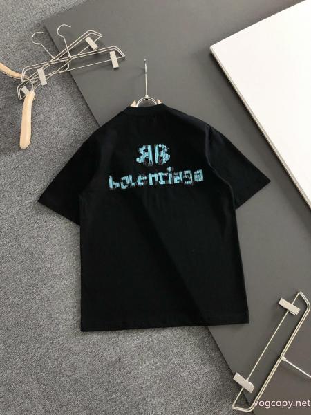 即発送最新作！ ホリデー限定 新作限定BALENCIAGA半袖Tシャツブランド スーパー コピー 通販 0 
