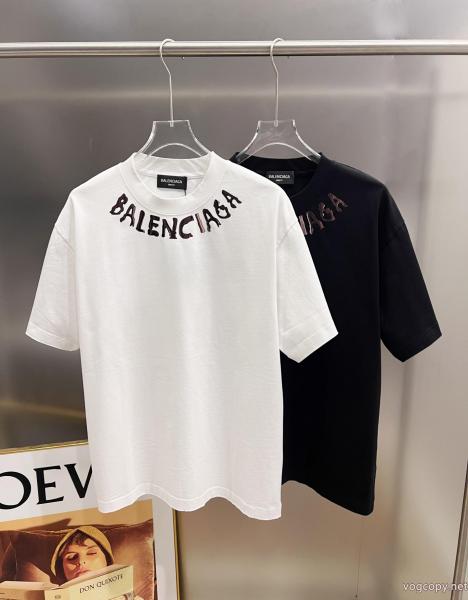 品質にこだわり 着回し力が抜群 春服コーデ2026年版BALENCIAGAコピー 通販半袖Tシャツ 0 